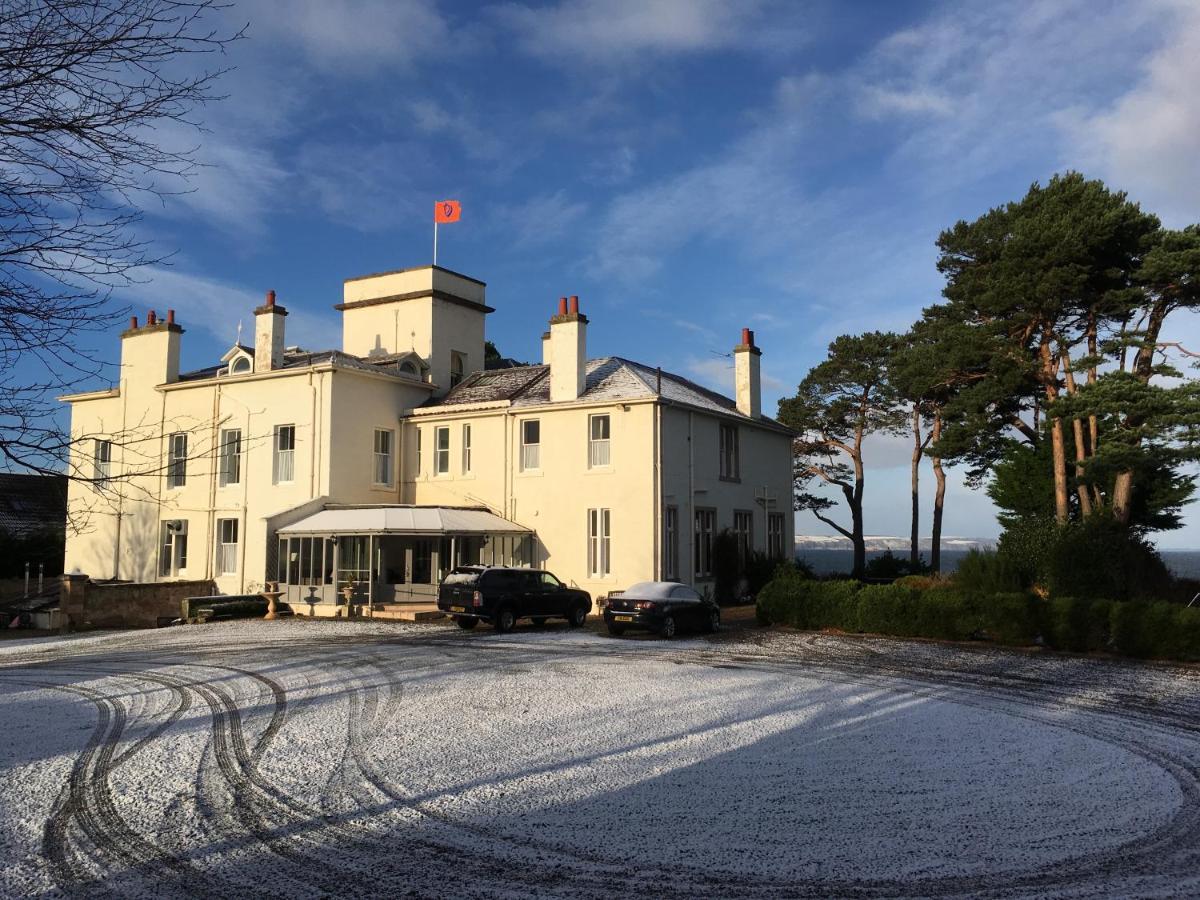 Invernairne Hotel Exterior photo